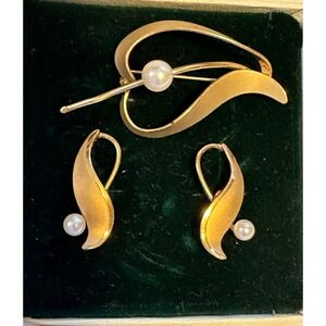 Vintage Ballou 12k Gold Filled & Cultured Pearl Pin and Earrings Set